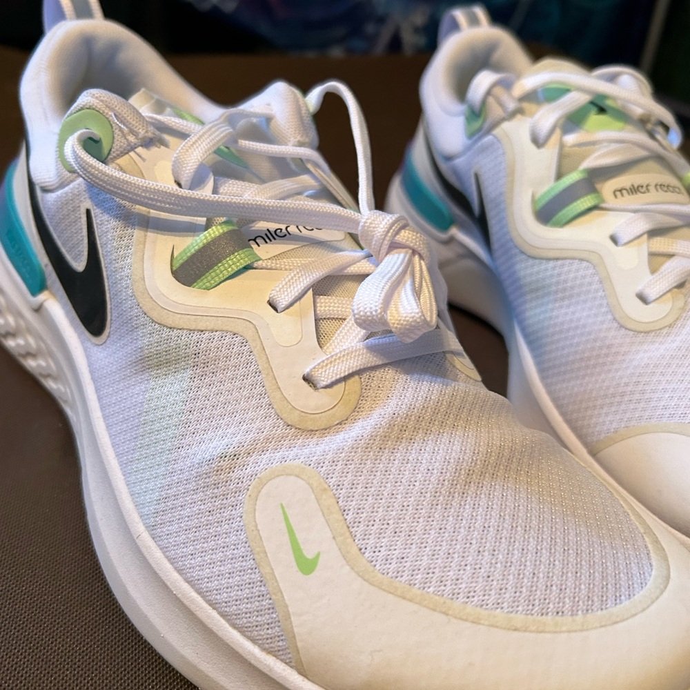 Nike White and Teal Athletic Shoes